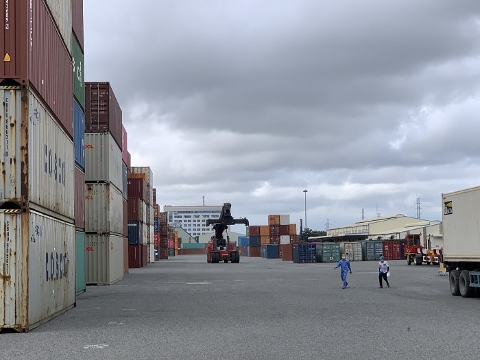 Dịch vụ kéo cảng container